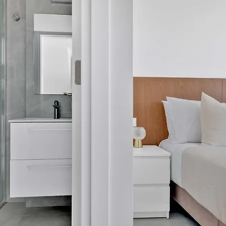 Phaedrus Living Alkminis Seaview Suites Pantai Paphos Exterior photo