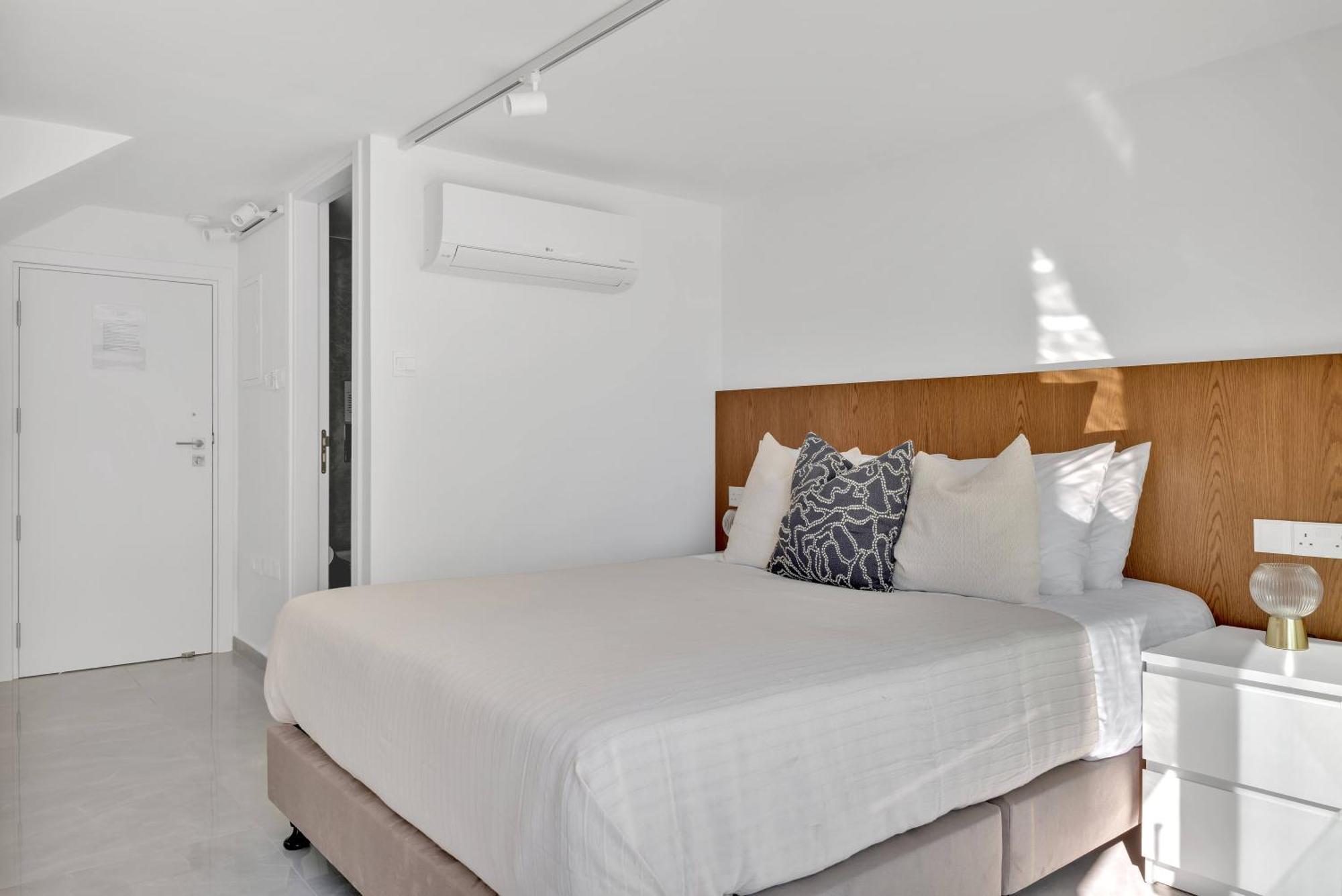 Phaedrus Living Alkminis Seaview Pantai *